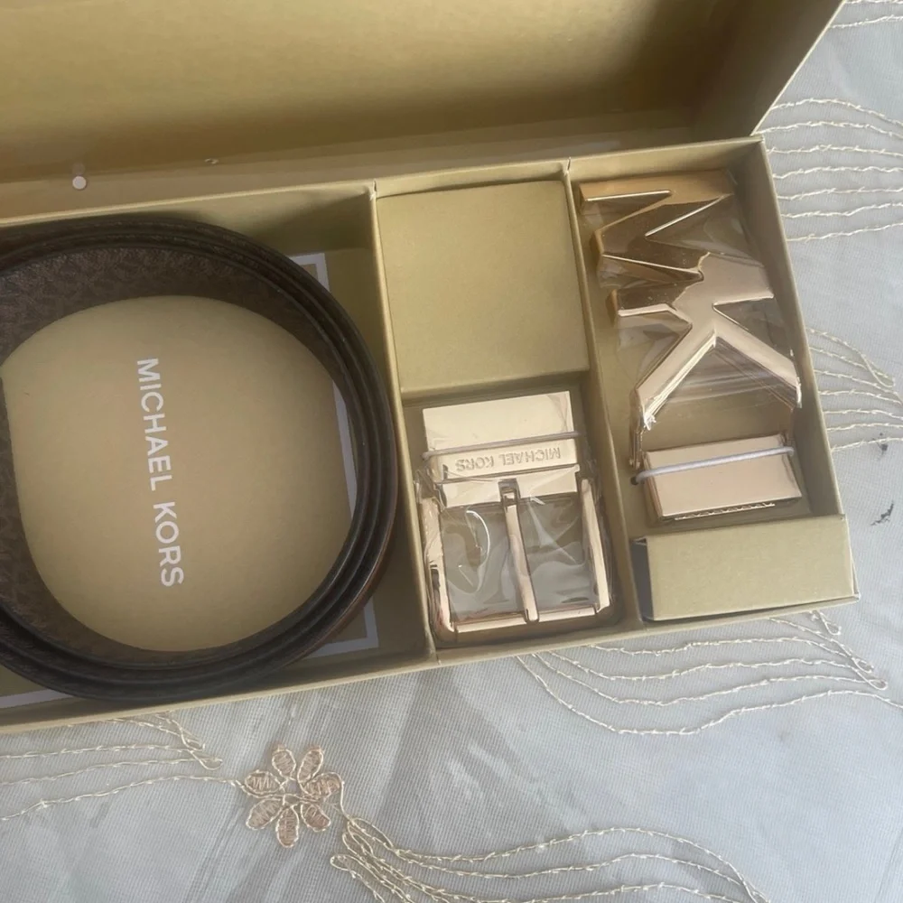 Michael Kors 2 pack 100% leather belt size large